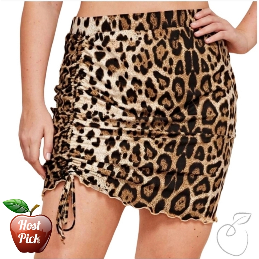 LEOPARD PRINT MINI SKIRT SZ XL